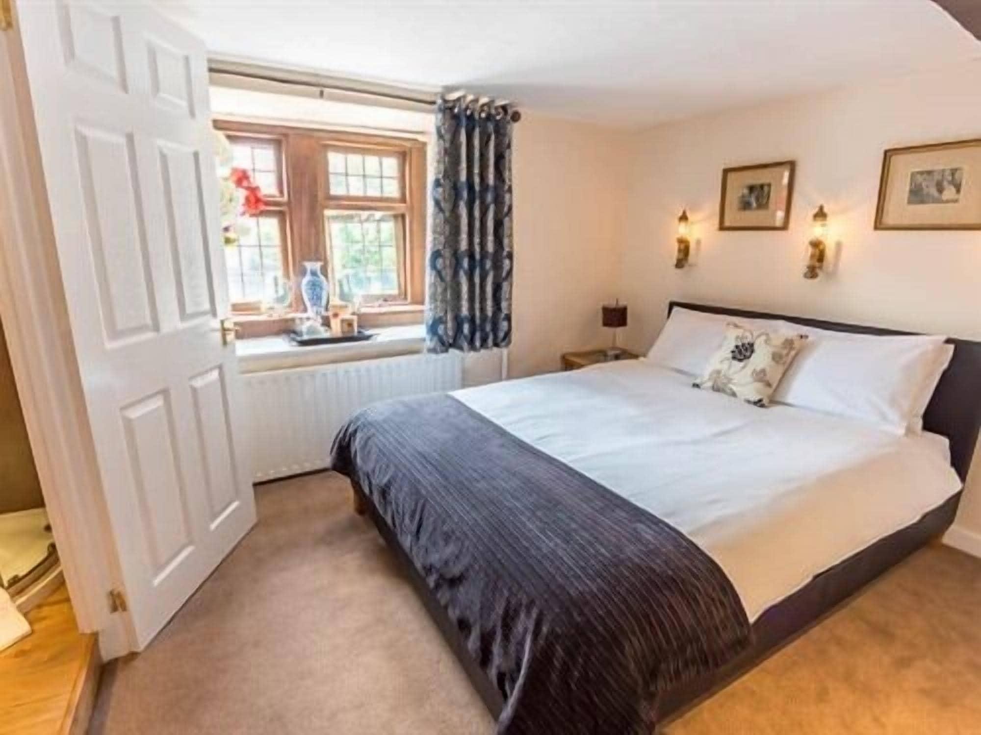 The Dusthole Hotel Shepton Mallet Ngoại thất bức ảnh