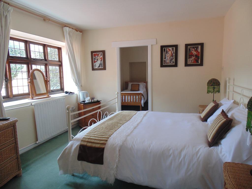 The Dusthole Hotel Shepton Mallet Ngoại thất bức ảnh