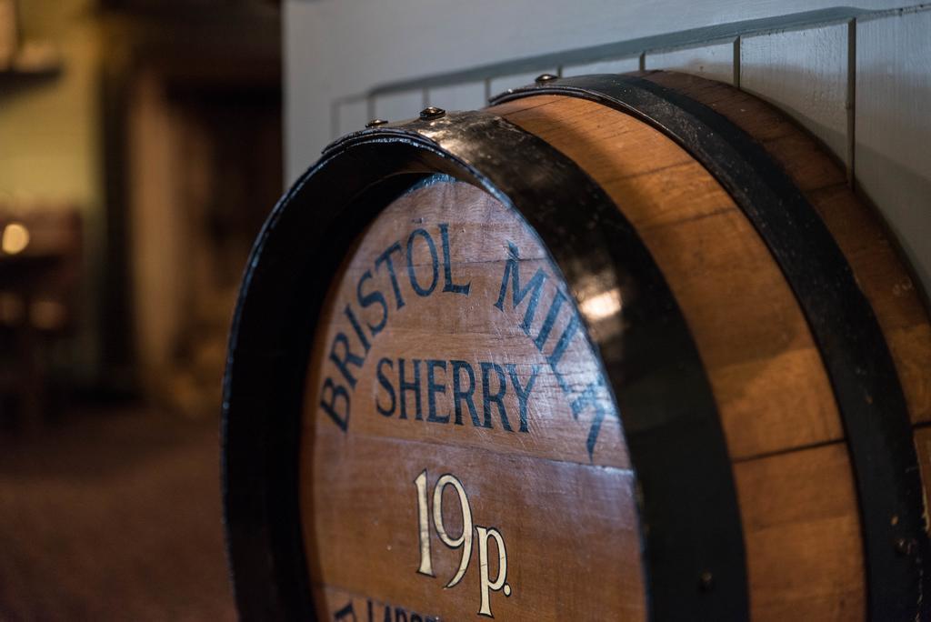 The Dusthole Hotel Shepton Mallet Ngoại thất bức ảnh